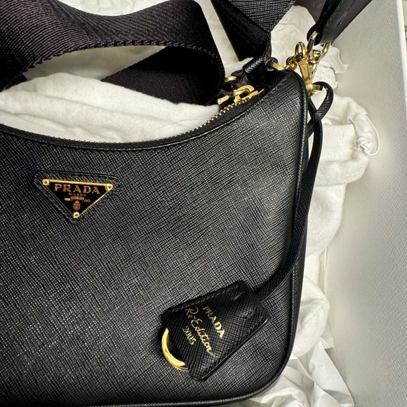 Prada Re-Edition 2005 Saffiano Leather Bag - Picture 7 of 14